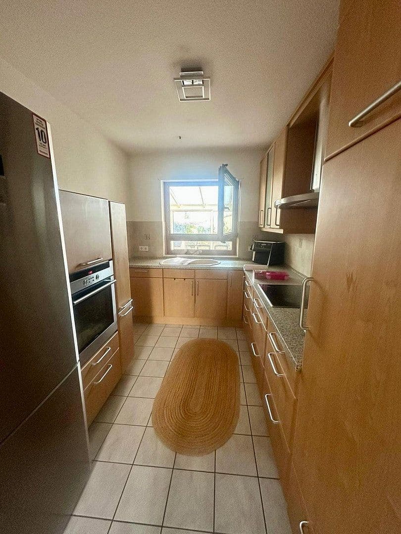 Pronájem domu 130 m², pozemek 250 m², Ludwigshafen am Rhein, Porýní-Falc Pronájem domu 130 m², pozemek 250 m², Ludwigshafen am Rhein, Porýní-Falc