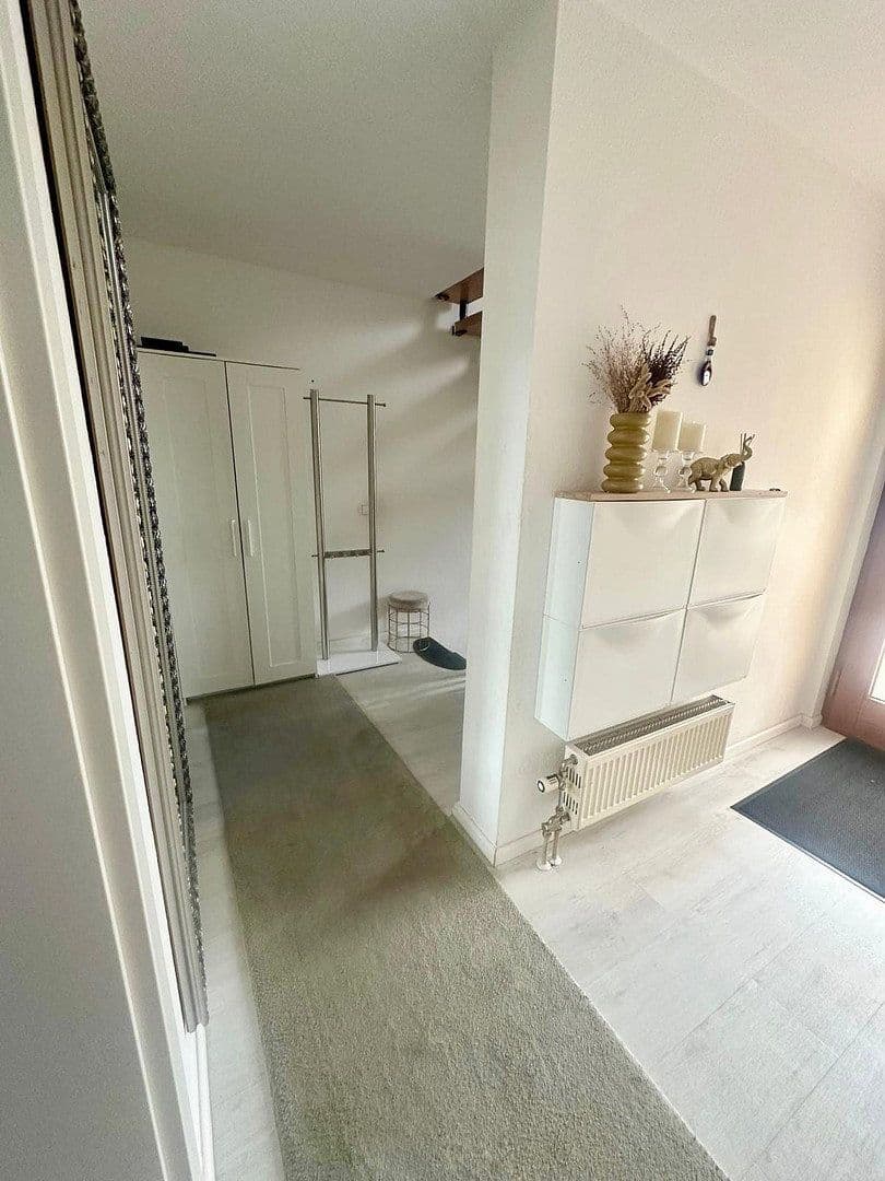 Pronájem domu 130 m², pozemek 250 m², Ludwigshafen am Rhein, Porýní-Falc Pronájem domu 130 m², pozemek 250 m², Ludwigshafen am Rhein, Porýní-Falc