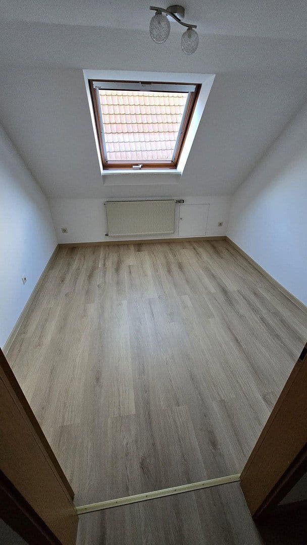 Pronájem bytu 3+1 77 m², Weil der Stadt, Bádensko-Württembersko Pronájem bytu 3+1 77 m², Weil der Stadt, Bádensko-Württembersko