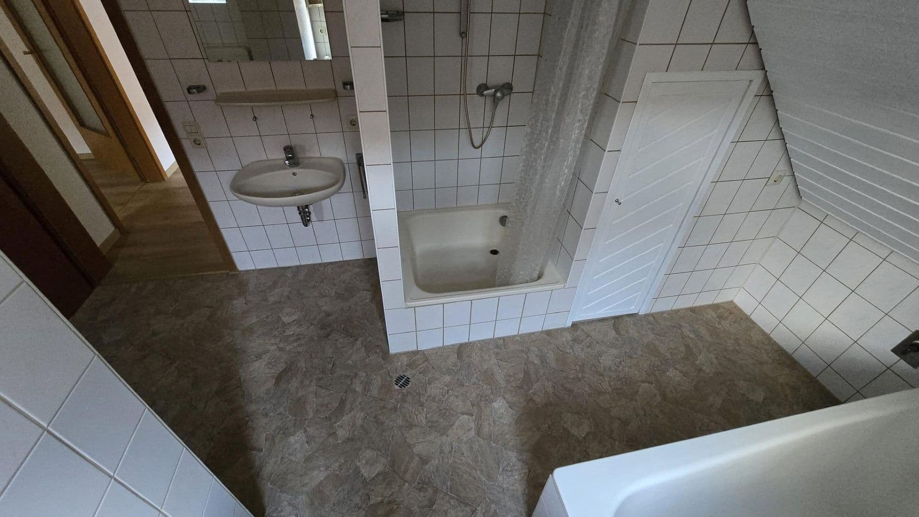 Pronájem bytu 3+1 77 m², Weil der Stadt, Bádensko-Württembersko Pronájem bytu 3+1 77 m², Weil der Stadt, Bádensko-Württembersko