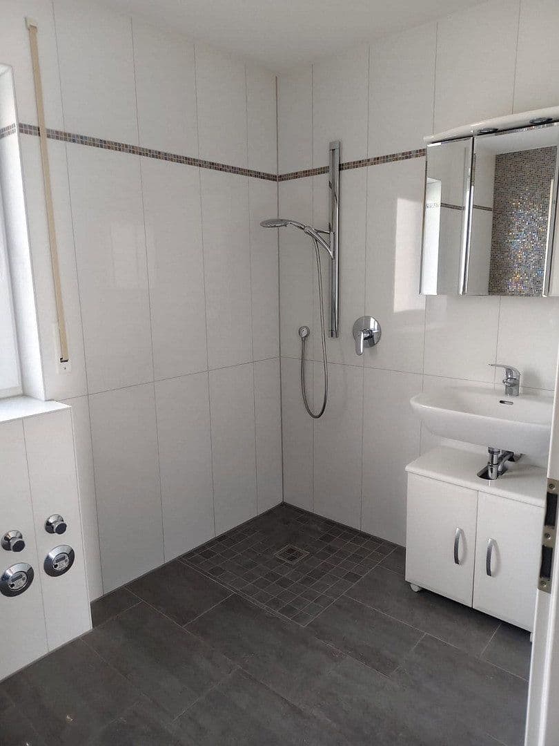 Pronájem bytu 3+1 80 m², Peiting, Bavorsko Pronájem bytu 3+1 80 m², Peiting, Bavorsko