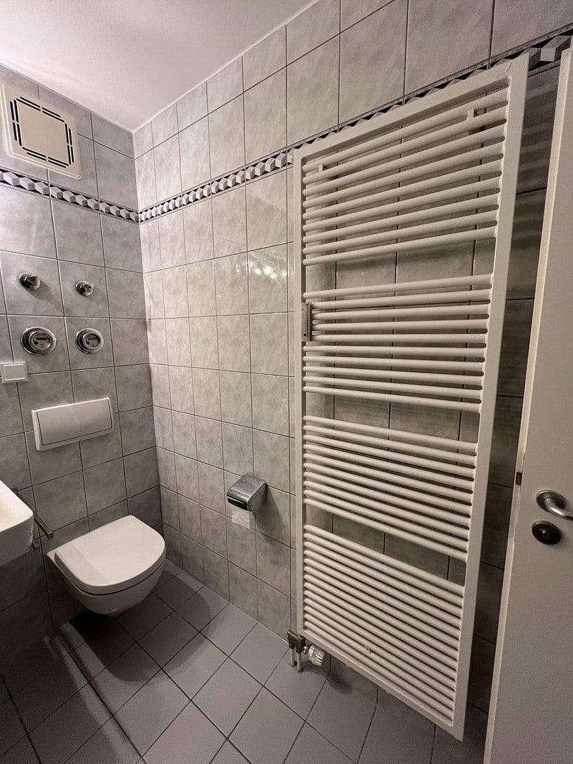 Pronájem bytu 2+1 57 m², Pählstraße 12, München, Bavorsko Pronájem bytu 2+1 57 m², Pählstraße 12, München, Bavorsko
