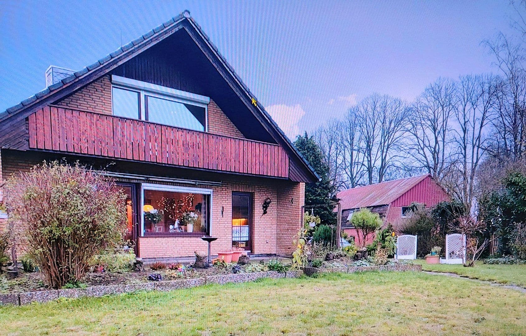 Prodej domu 117 m², pozemek 870 m², Hauptstraße 6a, Fredesdorf, Šlesvicko-Holštýnsko Prodej domu 117 m², pozemek 870 m², Hauptstraße 6a, Fredesdorf, Šlesvicko-Holštýnsko