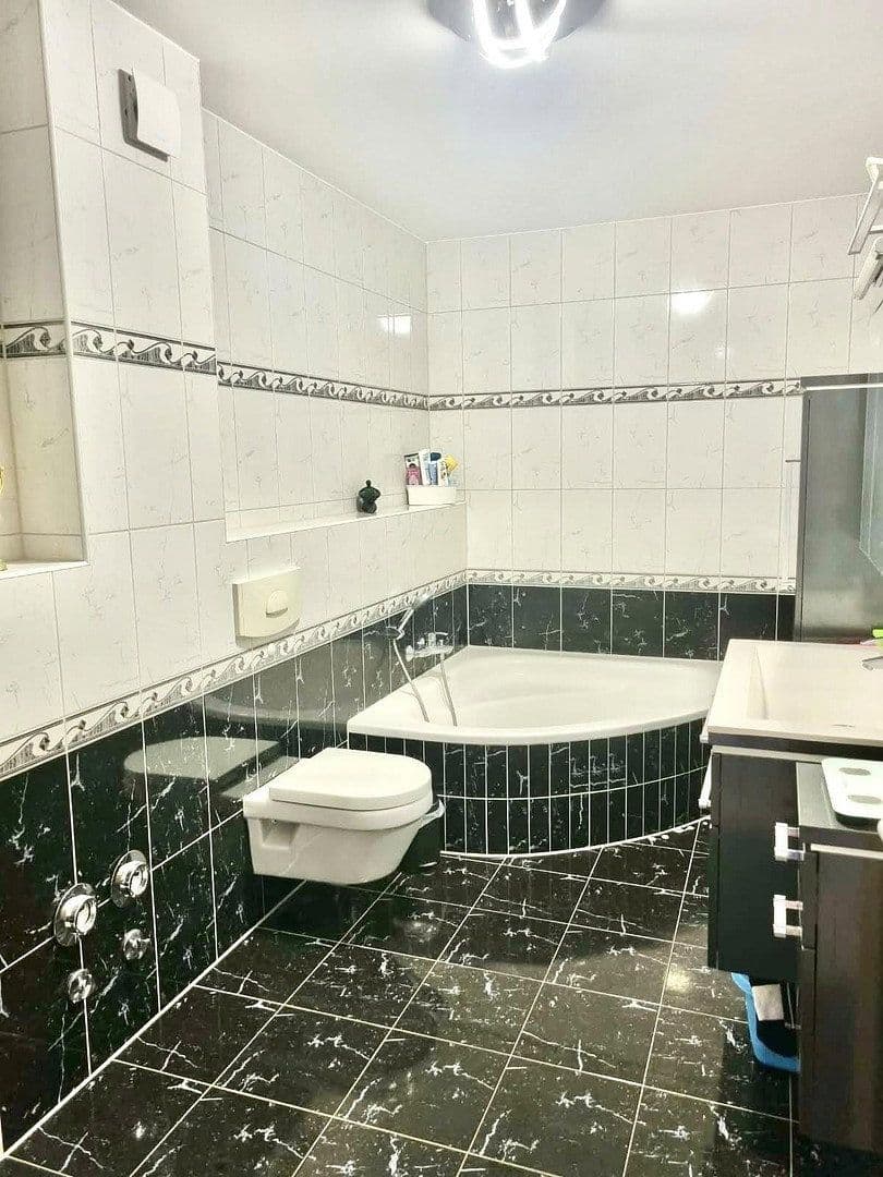 Prodej bytu 4+1 132 m², Rüsselsheim am Main, Hessen Prodej bytu 4+1 132 m², Rüsselsheim am Main, Hessen