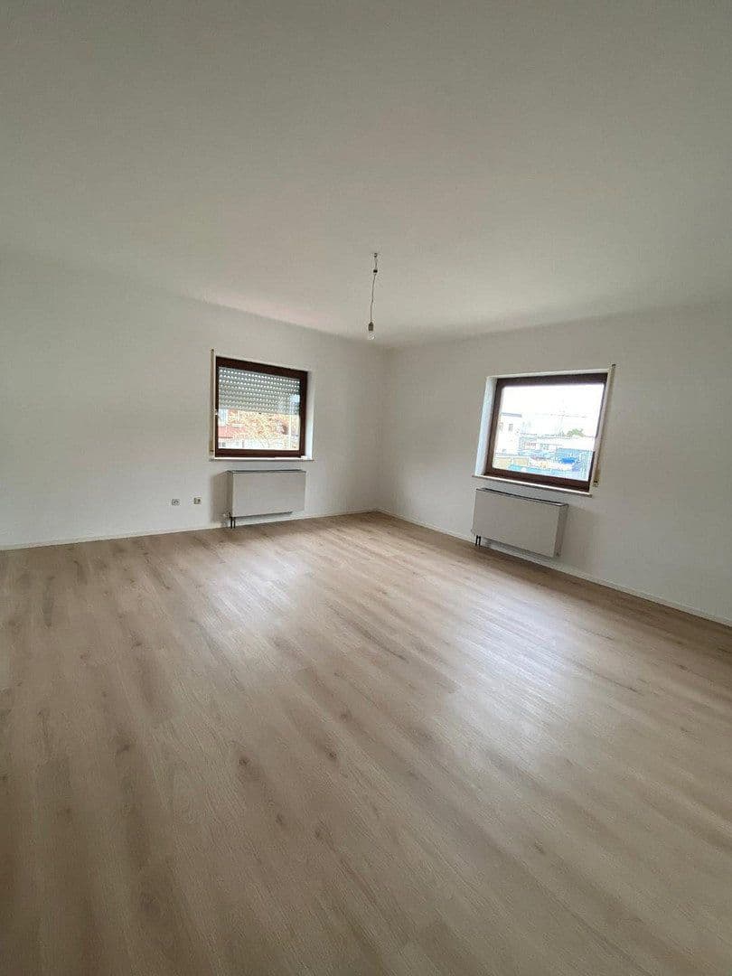 Pronájem bytu 3+1 130 m², Rudolf Diesel Strasse 7a, Landsberg am Lech, Bavorsko Pronájem bytu 3+1 130 m², Rudolf Diesel Strasse 7a, Landsberg am Lech, Bavorsko