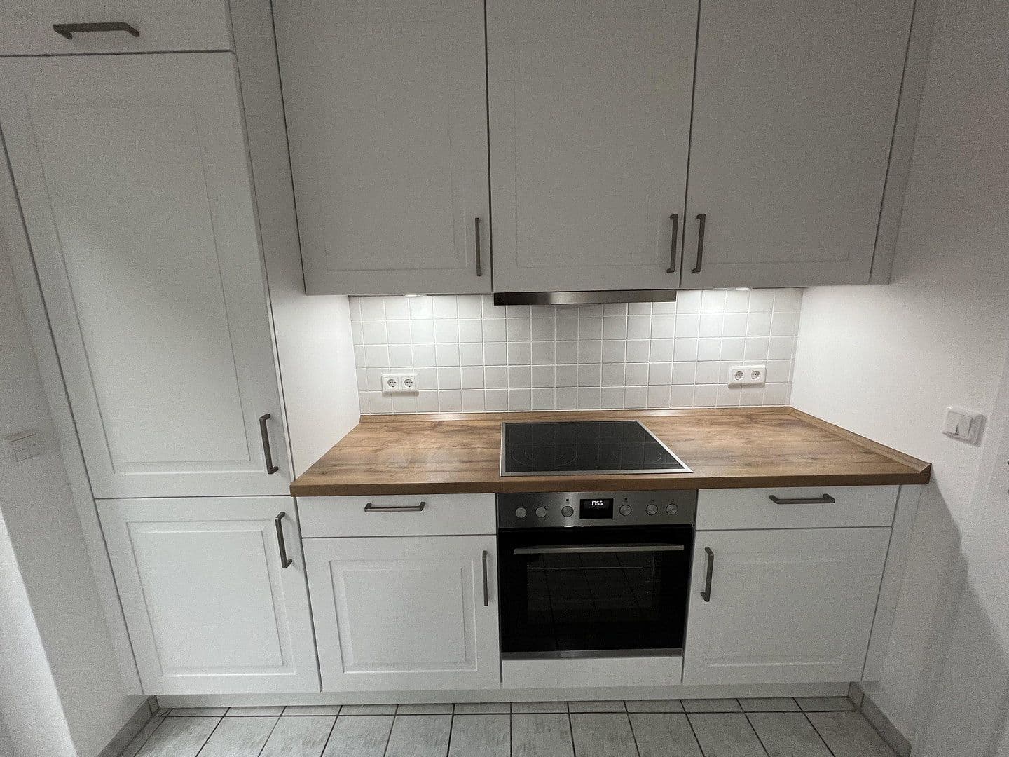 Pronájem bytu 3+1 87 m², Unterbrunner Str. 12, München, Bavorsko Pronájem bytu 3+1 87 m², Unterbrunner Str. 12, München, Bavorsko