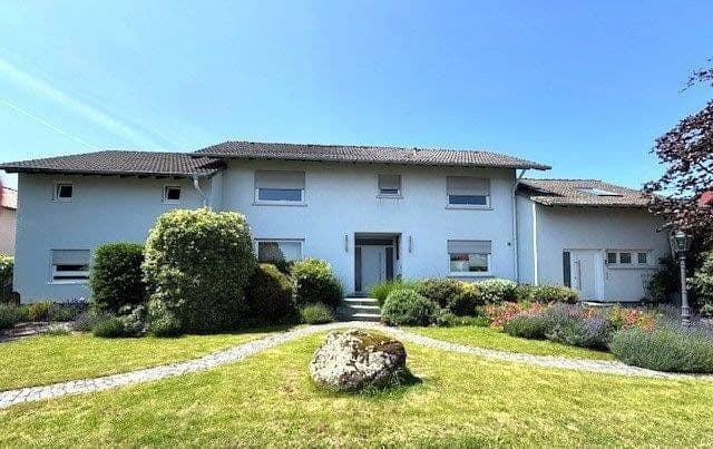 Pronájem domu 180 m², pozemek 950 m², Karben, Hessen Pronájem domu 180 m², pozemek 950 m², Karben, Hessen