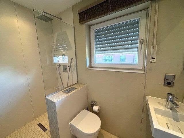 Pronájem domu 180 m², pozemek 950 m², Karben, Hessen Pronájem domu 180 m², pozemek 950 m², Karben, Hessen