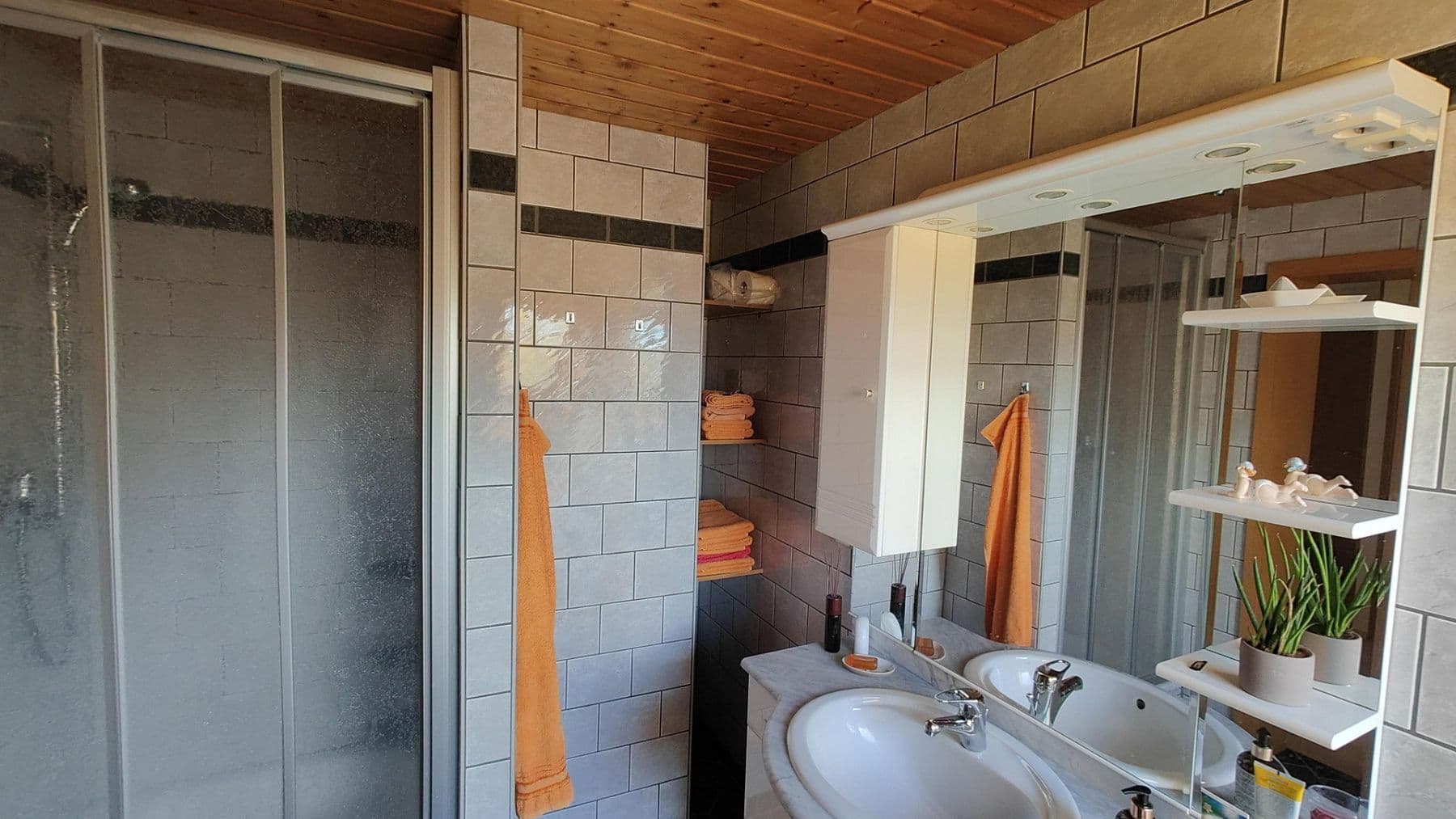 Prodej domu 226 m², pozemek 460 m², Döbeln, Sasko Prodej domu 226 m², pozemek 460 m², Döbeln, Sasko