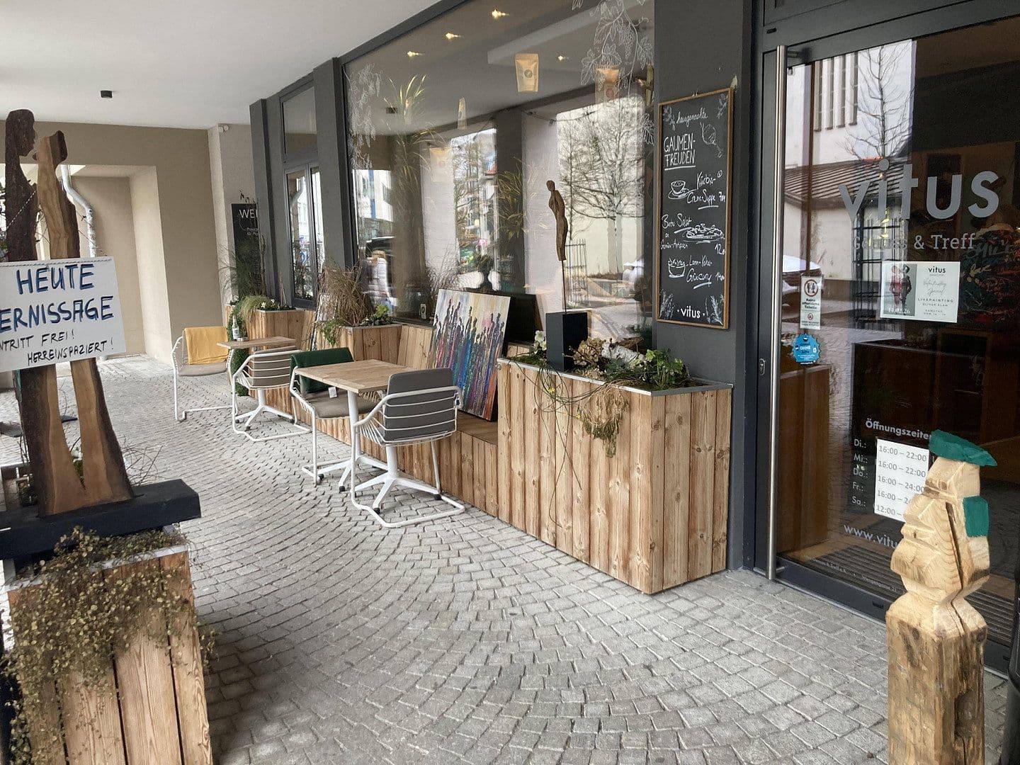 Pronájem nebytového prostoru 120 m², Ulm, Bádensko-Württembersko Pronájem nebytového prostoru 120 m², Ulm, Bádensko-Württembersko