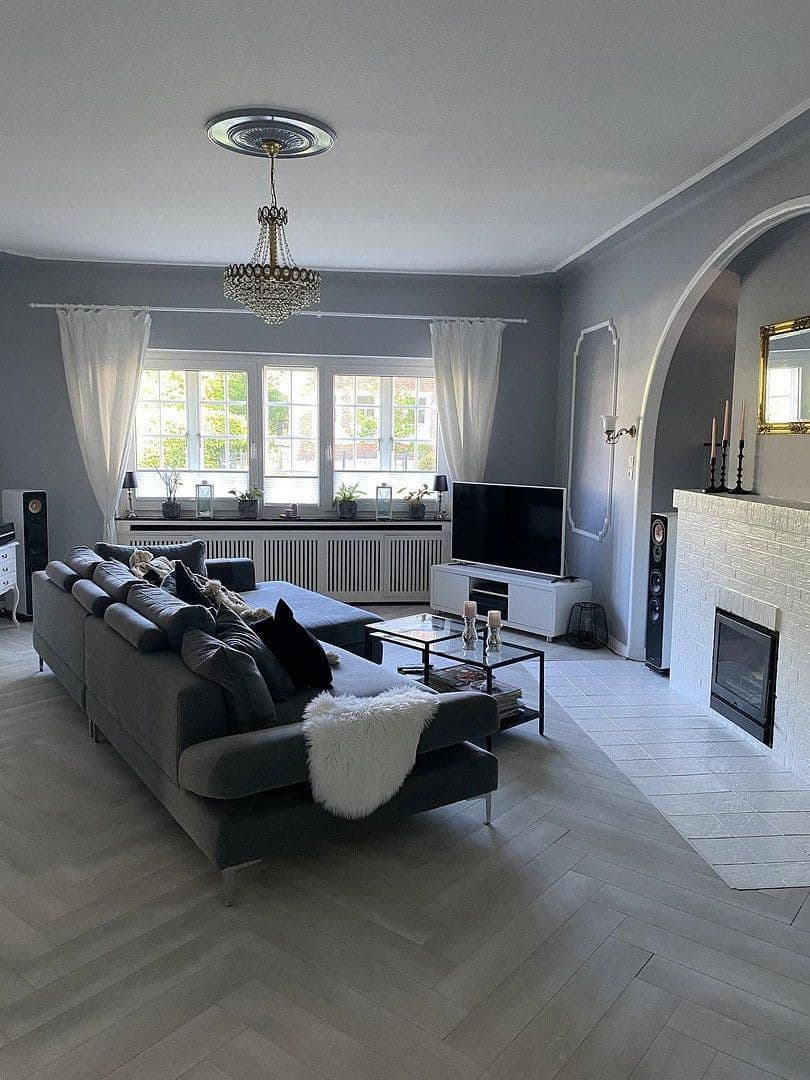 Prodej domu 245 m², pozemek 835 m², Osterholz-Scharmbeck, Dolní Sasko Prodej domu 245 m², pozemek 835 m², Osterholz-Scharmbeck, Dolní Sasko