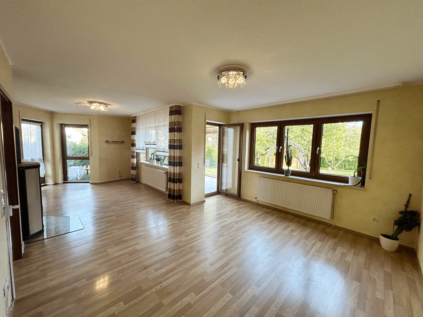 Prodej domu 152 m², pozemek 515 m², Baunatal, Hessen Prodej domu 152 m², pozemek 515 m², Baunatal, Hessen