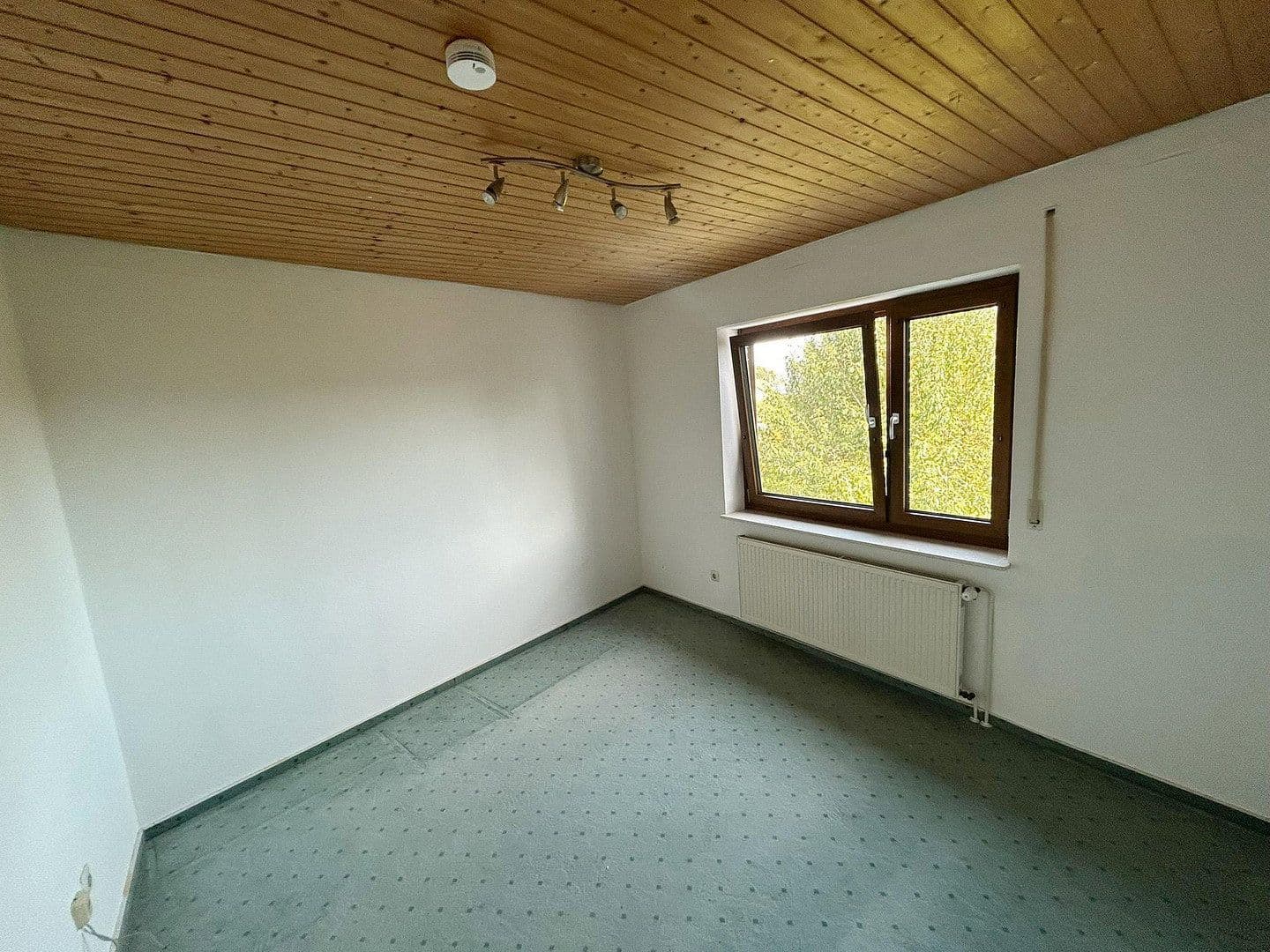 Prodej domu 152 m², pozemek 515 m², Baunatal, Hessen Prodej domu 152 m², pozemek 515 m², Baunatal, Hessen