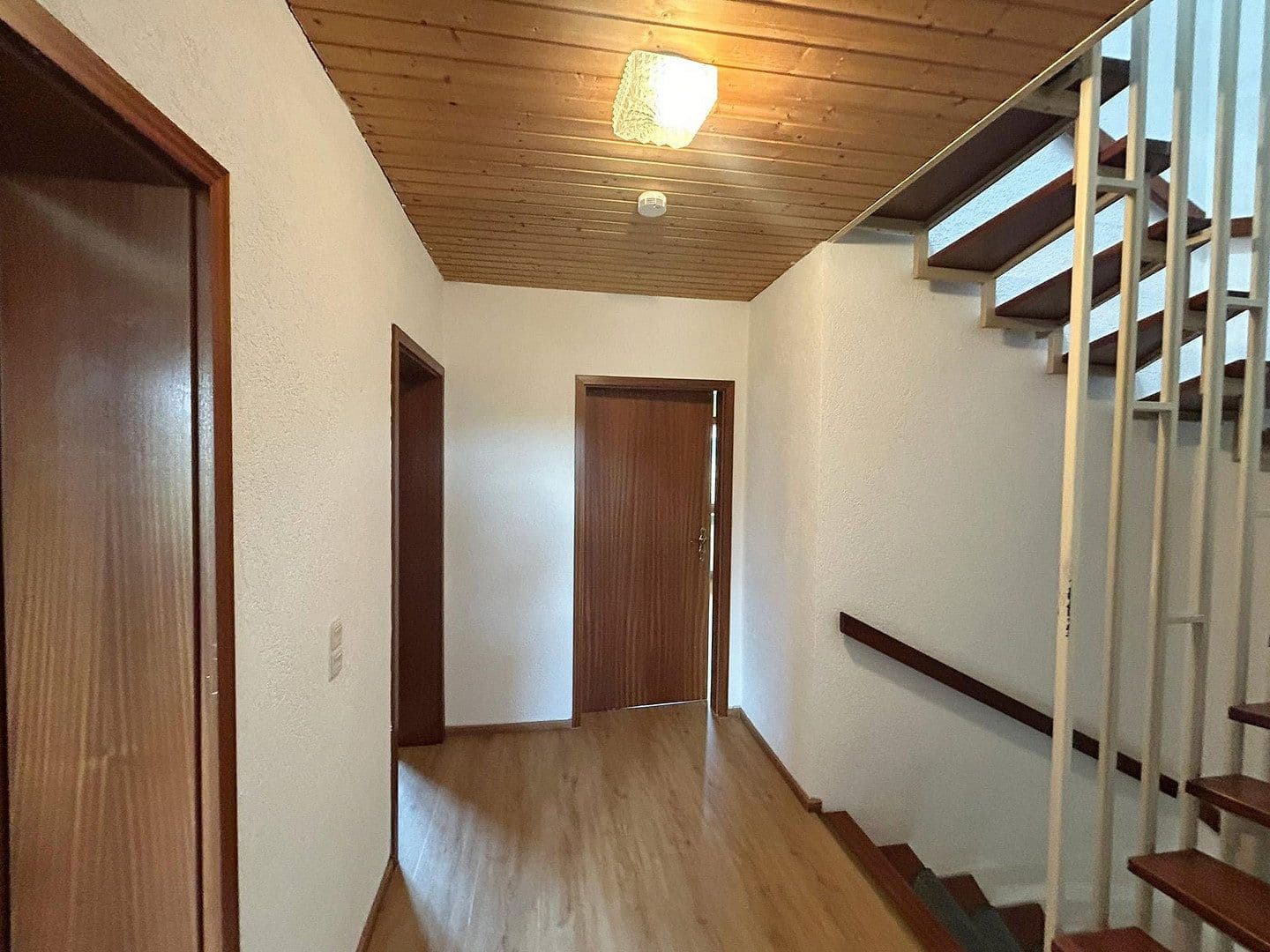 Prodej domu 152 m², pozemek 515 m², Baunatal, Hessen Prodej domu 152 m², pozemek 515 m², Baunatal, Hessen