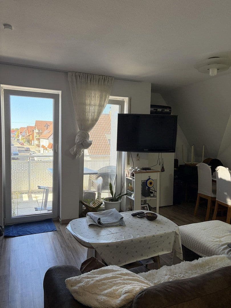 Pronájem bytu 1+kk 32 m², Wilhelmstraße 9, Weil im Schönbuch, Bádensko-Württembersko Pronájem bytu 1+kk 32 m², Wilhelmstraße 9, Weil im Schönbuch, Bádensko-Württembersko