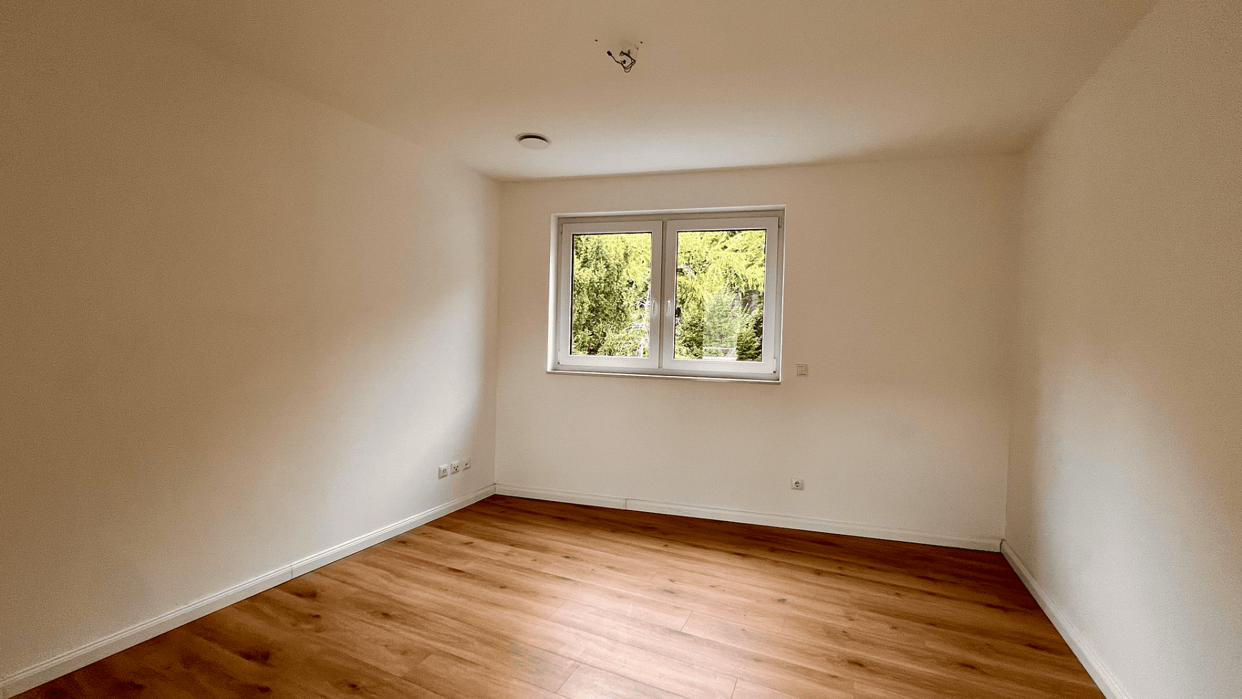 Pronájem bytu 3+1 133 m², Ochsenzoller Straße 79, Norderstedt, Šlesvicko-Holštýnsko Pronájem bytu 3+1 133 m², Ochsenzoller Straße 79, Norderstedt, Šlesvicko-Holštýnsko