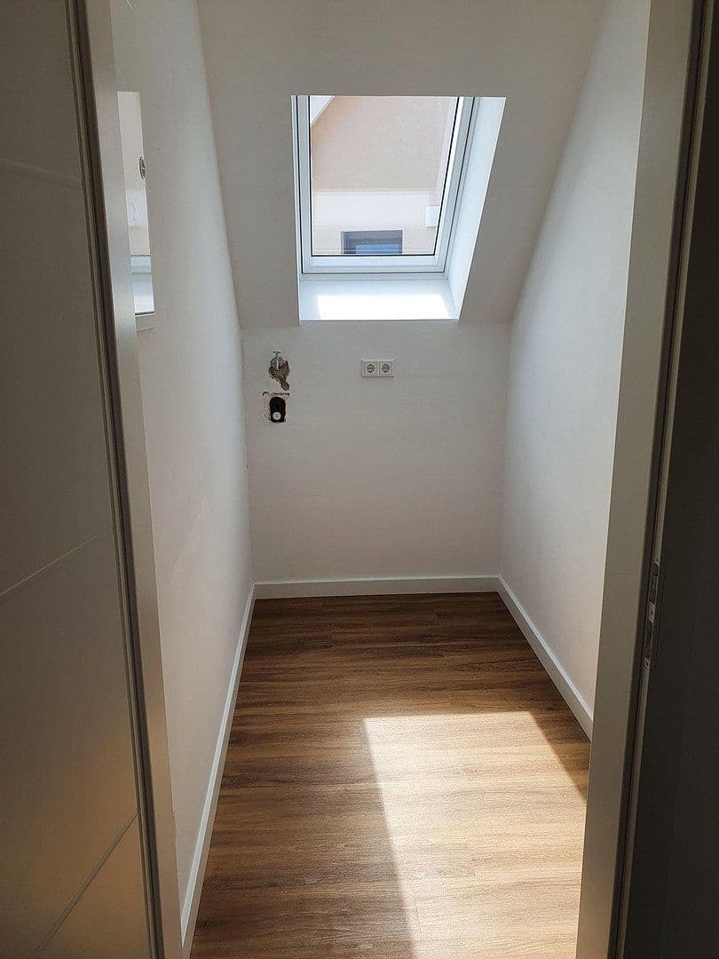 Pronájem bytu 2+1 69 m², Westheimer Straße 3, Hofgeismar, Hessen Pronájem bytu 2+1 69 m², Westheimer Straße 3, Hofgeismar, Hessen