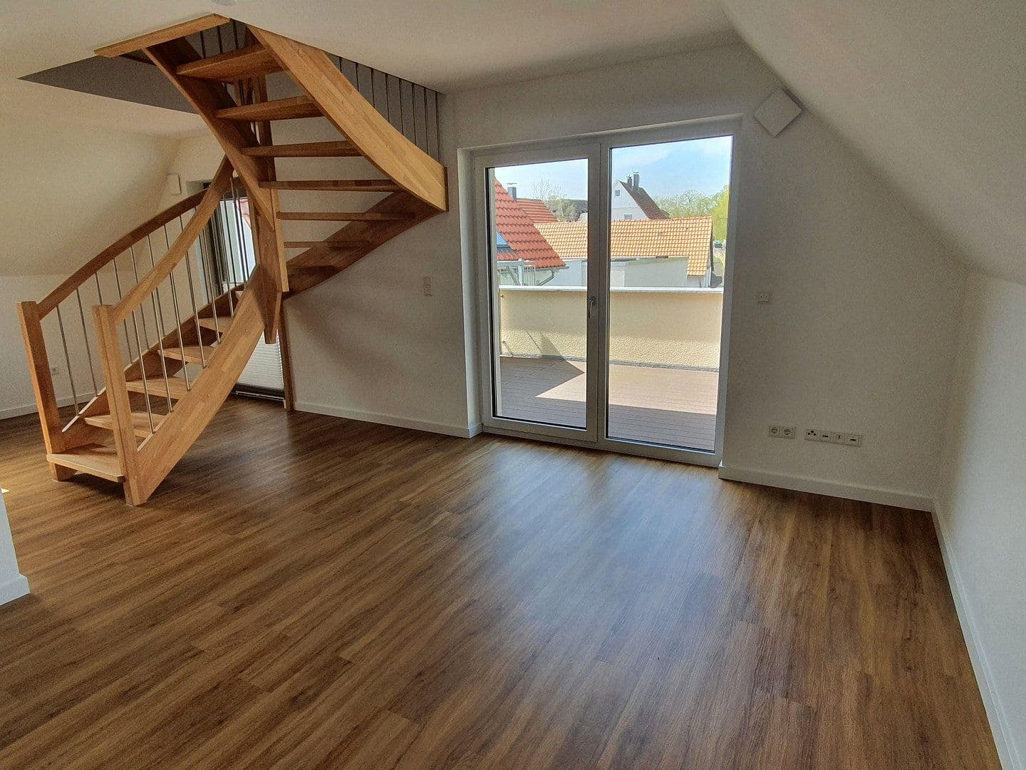 Pronájem bytu 2+1 69 m², Westheimer Straße 3, Hofgeismar, Hessen Pronájem bytu 2+1 69 m², Westheimer Straße 3, Hofgeismar, Hessen