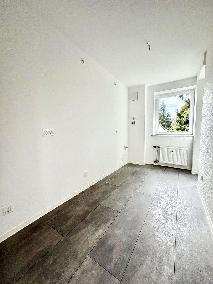 Pronájem bytu 2+1 62 m², Torfbruchstrasse 107, Düsseldorf, Severní Porýní-Vestfálsko Pronájem bytu 2+1 62 m², Torfbruchstrasse 107, Düsseldorf, Severní Porýní-Vestfálsko