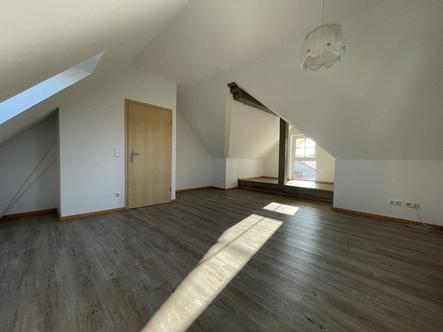Prodej bytu 4+1 104 m², Zusmarshausen, Bavorsko Prodej bytu 4+1 104 m², Zusmarshausen, Bavorsko