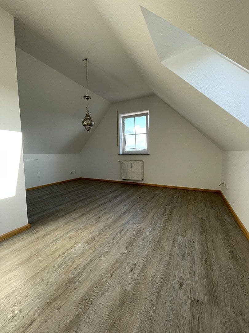 Prodej bytu 4+1 104 m², Zusmarshausen, Bavorsko Prodej bytu 4+1 104 m², Zusmarshausen, Bavorsko