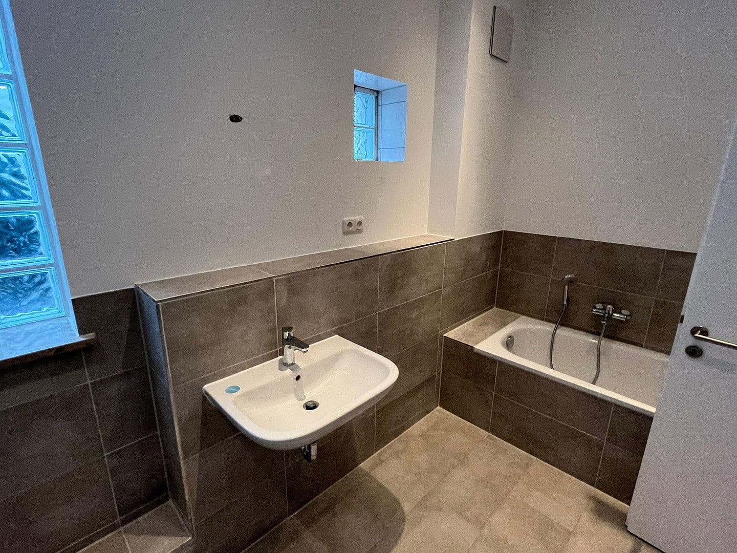 Pronájem bytu 4+1 136 m², Ländgasse 135a, Landshut, Bavorsko Pronájem bytu 4+1 136 m², Ländgasse 135a, Landshut, Bavorsko