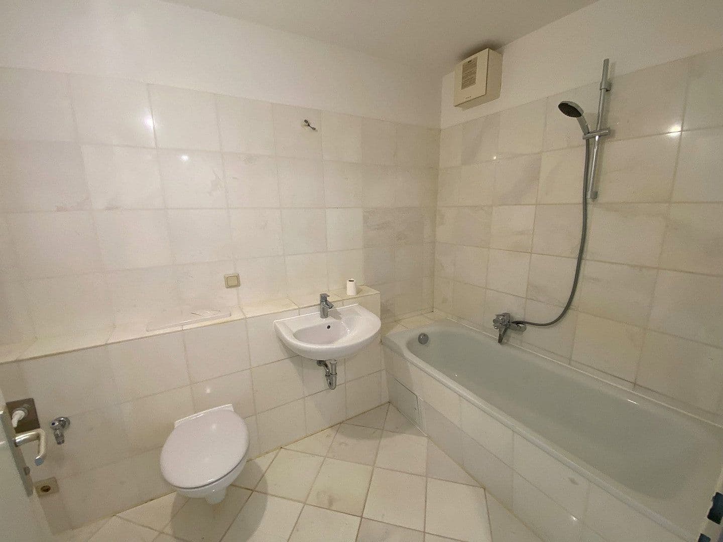 Pronájem bytu 2+1 62 m², Cottbus, Braniborsko Pronájem bytu 2+1 62 m², Cottbus, Braniborsko