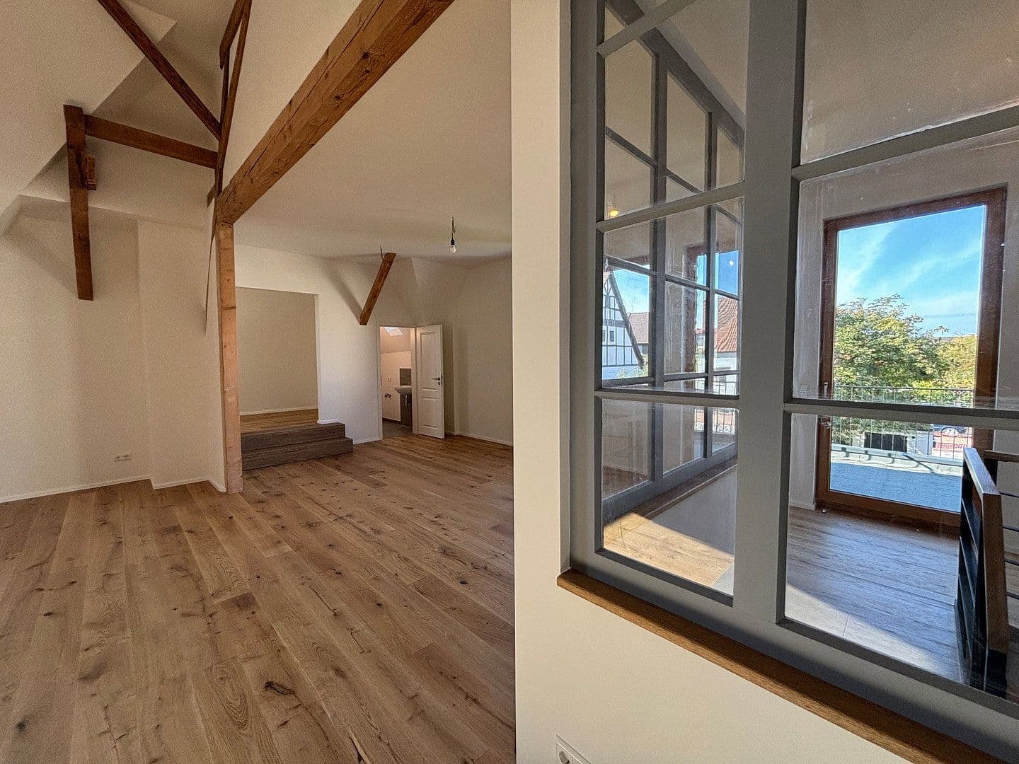 Pronájem bytu 4+kk 147 m², Niefern-Öschelbronn, Bádensko-Württembersko Pronájem bytu 4+kk 147 m², Niefern-Öschelbronn, Bádensko-Württembersko