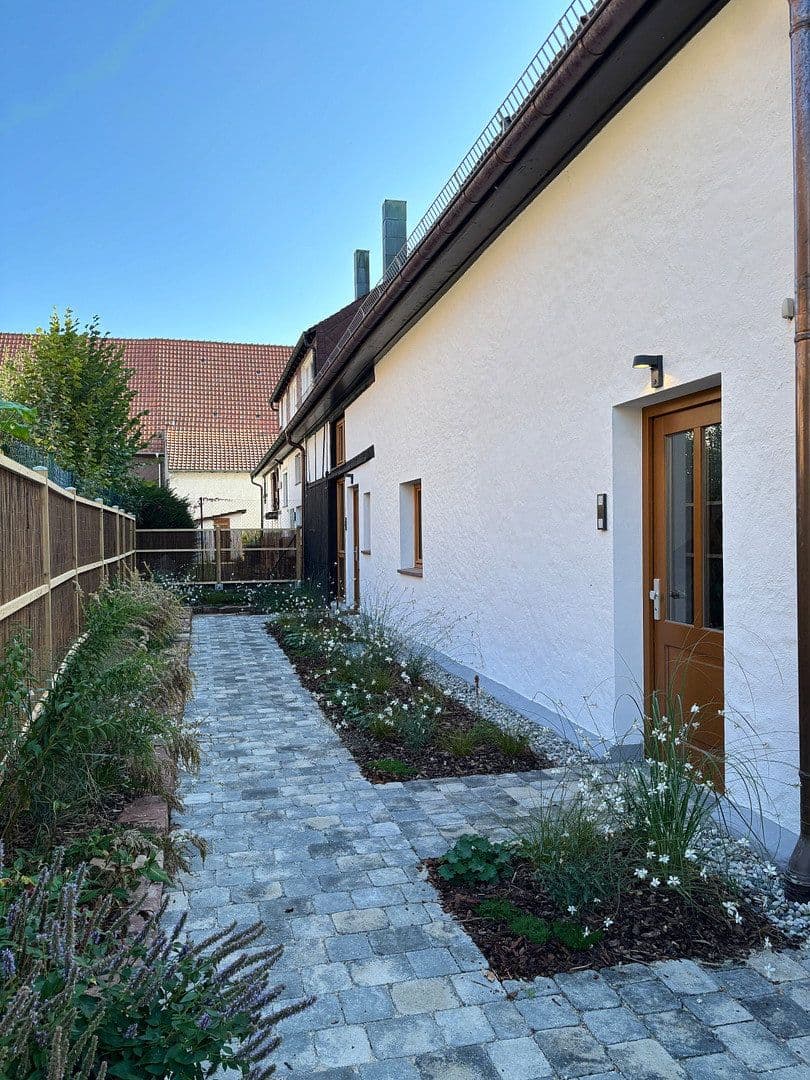 Pronájem bytu 4+kk 147 m², Niefern-Öschelbronn, Bádensko-Württembersko Pronájem bytu 4+kk 147 m², Niefern-Öschelbronn, Bádensko-Württembersko
