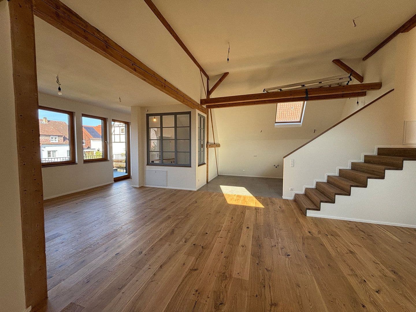 Pronájem bytu 4+kk 147 m², Niefern-Öschelbronn, Bádensko-Württembersko Pronájem bytu 4+kk 147 m², Niefern-Öschelbronn, Bádensko-Württembersko