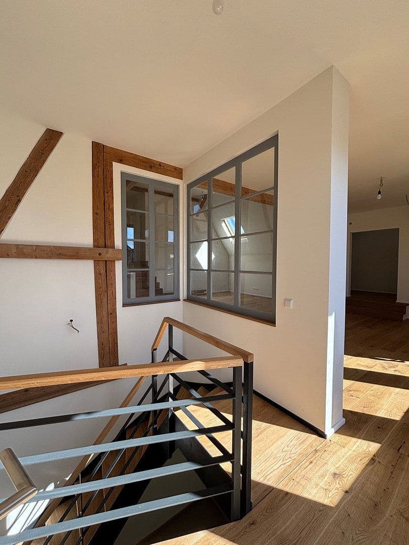 Pronájem bytu 4+kk 147 m², Niefern-Öschelbronn, Bádensko-Württembersko Pronájem bytu 4+kk 147 m², Niefern-Öschelbronn, Bádensko-Württembersko