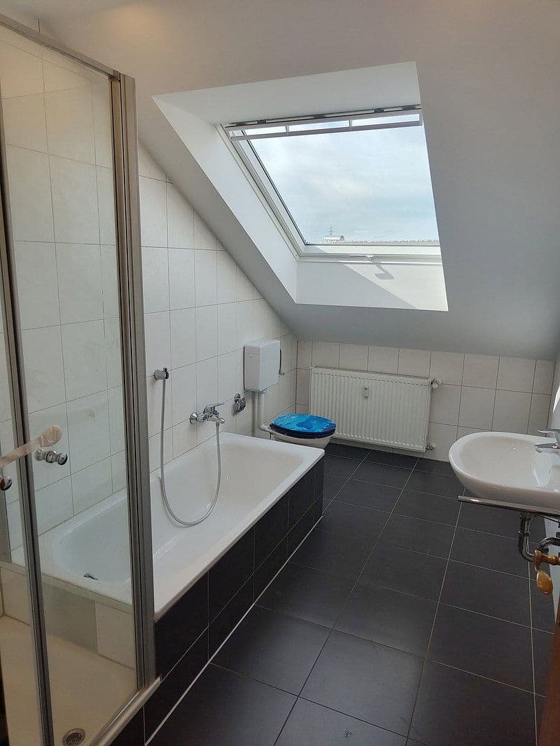 Pronájem bytu 4+1 95 m², Rödermark, Hessen Pronájem bytu 4+1 95 m², Rödermark, Hessen