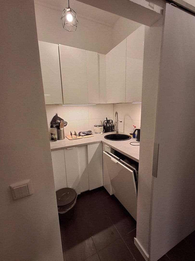 Pronájem bytu 1+1 18 m², Landsberger Str. 478, München/Pasing, Bavorsko Pronájem bytu 1+1 18 m², Landsberger Str. 478, München/Pasing, Bavorsko