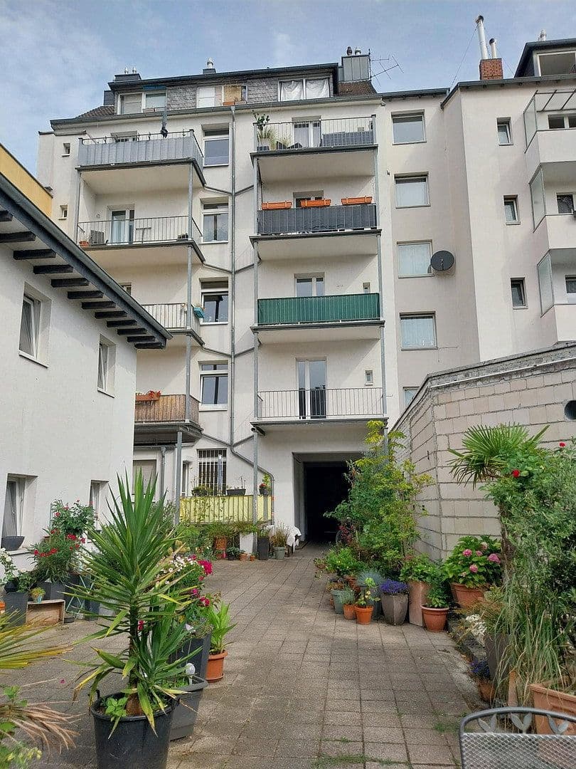 Prodej bytu 3+1 84 m², Spichernstr. 41, Düsseldorf-Derendorf, Severní Porýní-Vestfálsko Prodej bytu 3+1 84 m², Spichernstr. 41, Düsseldorf-Derendorf, Severní Porýní-Vestfálsko