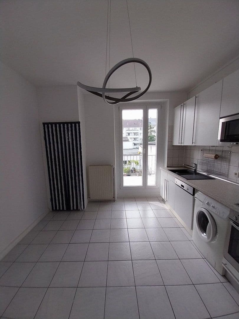 Prodej bytu 3+1 84 m², Spichernstr. 41, Düsseldorf-Derendorf, Severní Porýní-Vestfálsko Prodej bytu 3+1 84 m², Spichernstr. 41, Düsseldorf-Derendorf, Severní Porýní-Vestfálsko