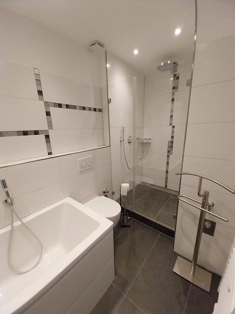 Prodej bytu 3+1 84 m², Spichernstr. 41, Düsseldorf-Derendorf, Severní Porýní-Vestfálsko Prodej bytu 3+1 84 m², Spichernstr. 41, Düsseldorf-Derendorf, Severní Porýní-Vestfálsko