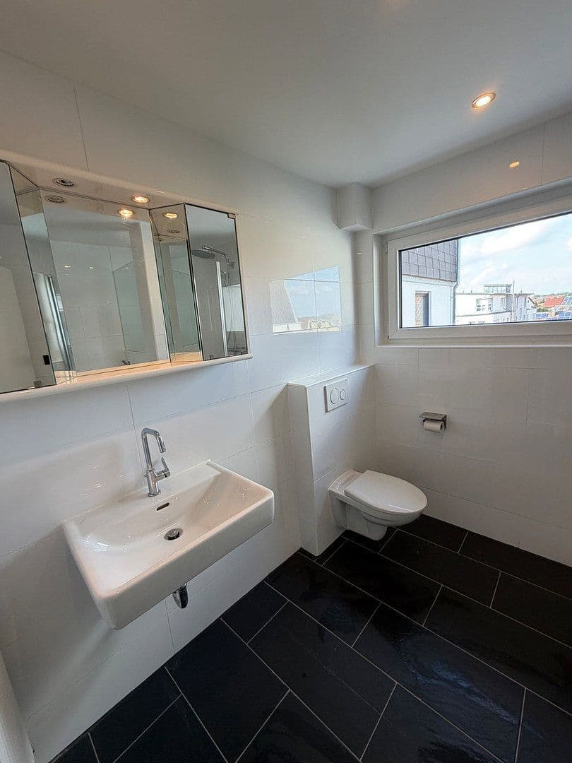Pronájem bytu 3+kk 92 m², Adlerstr. 22, Aalen, Bádensko-Württembersko Pronájem bytu 3+kk 92 m², Adlerstr. 22, Aalen, Bádensko-Württembersko