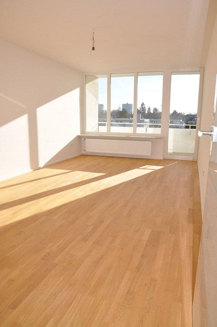 Prodej bytu 4+1 111 m², Milbertshofen - München, Bavorsko Prodej bytu 4+1 111 m², Milbertshofen - München, Bavorsko