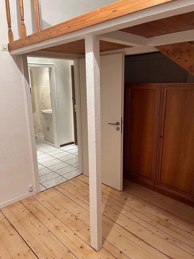Pronájem bytu 2+1 34 m², Hattinger Str. 915, Bochum, Severní Porýní-Vestfálsko Pronájem bytu 2+1 34 m², Hattinger Str. 915, Bochum, Severní Porýní-Vestfálsko