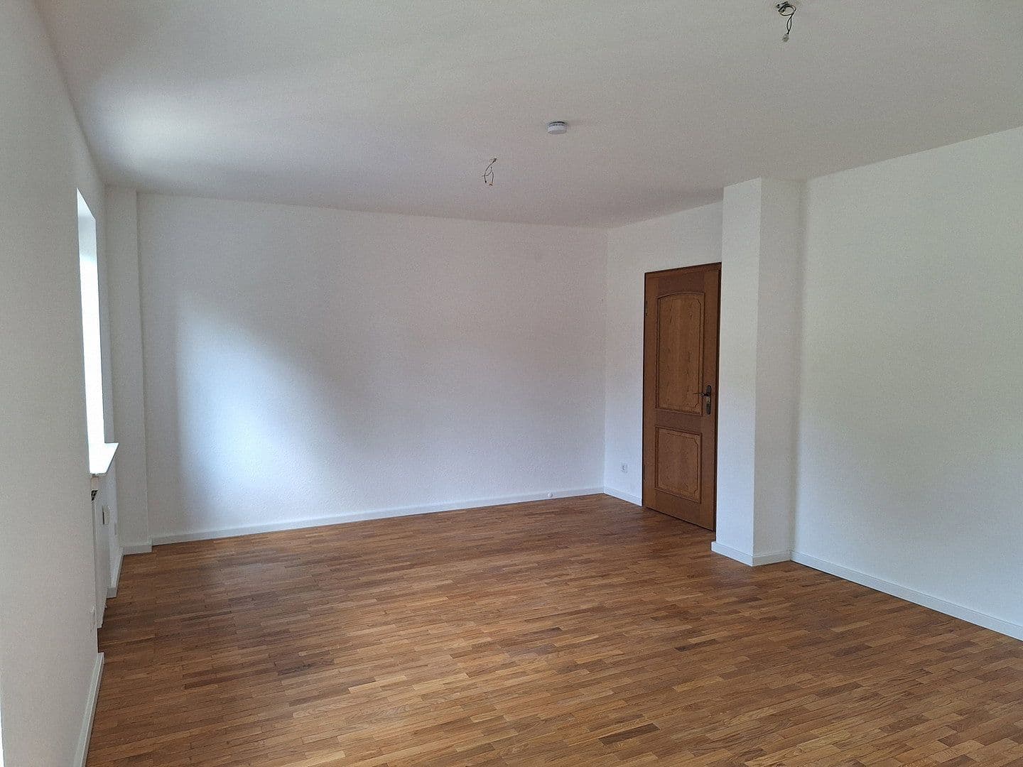 Pronájem bytu 2+1 76 m², Berliner Allee, Iserlohn, Severní Porýní-Vestfálsko Pronájem bytu 2+1 76 m², Berliner Allee, Iserlohn, Severní Porýní-Vestfálsko