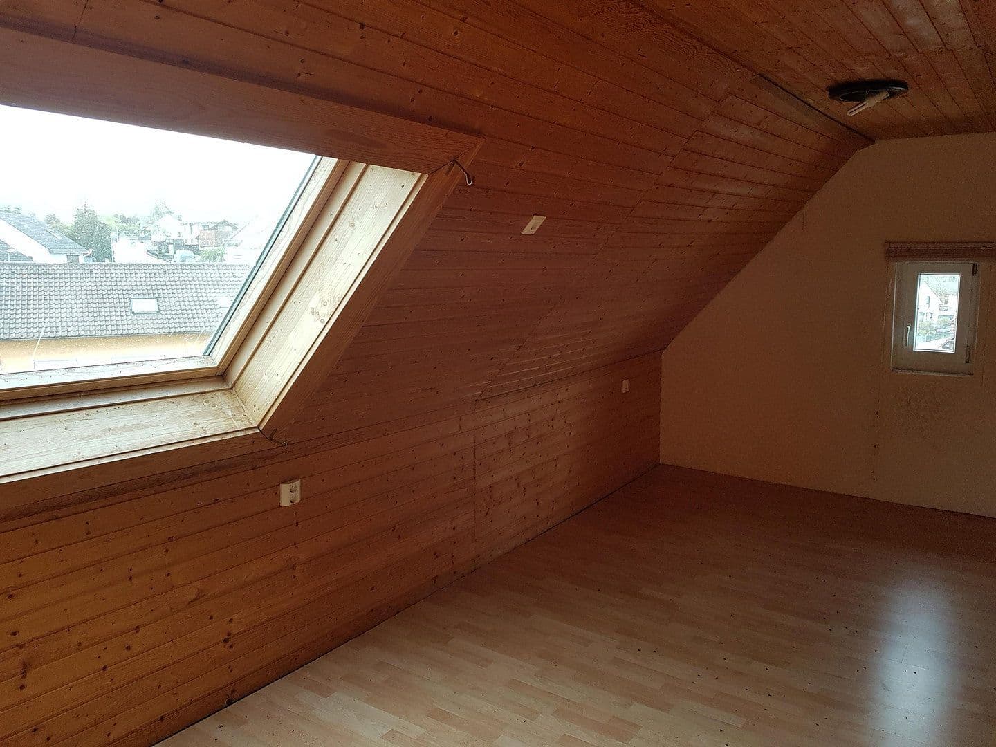 Pronájem bytu 4+kk 115 m², Stuttgarter Str.2, Schömberg, Bádensko-Württembersko Pronájem bytu 4+kk 115 m², Stuttgarter Str.2, Schömberg, Bádensko-Württembersko