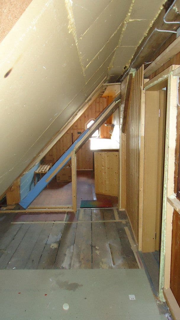 Pronájem bytu 4+kk 115 m², Stuttgarter Str.2, Schömberg, Bádensko-Württembersko Pronájem bytu 4+kk 115 m², Stuttgarter Str.2, Schömberg, Bádensko-Württembersko