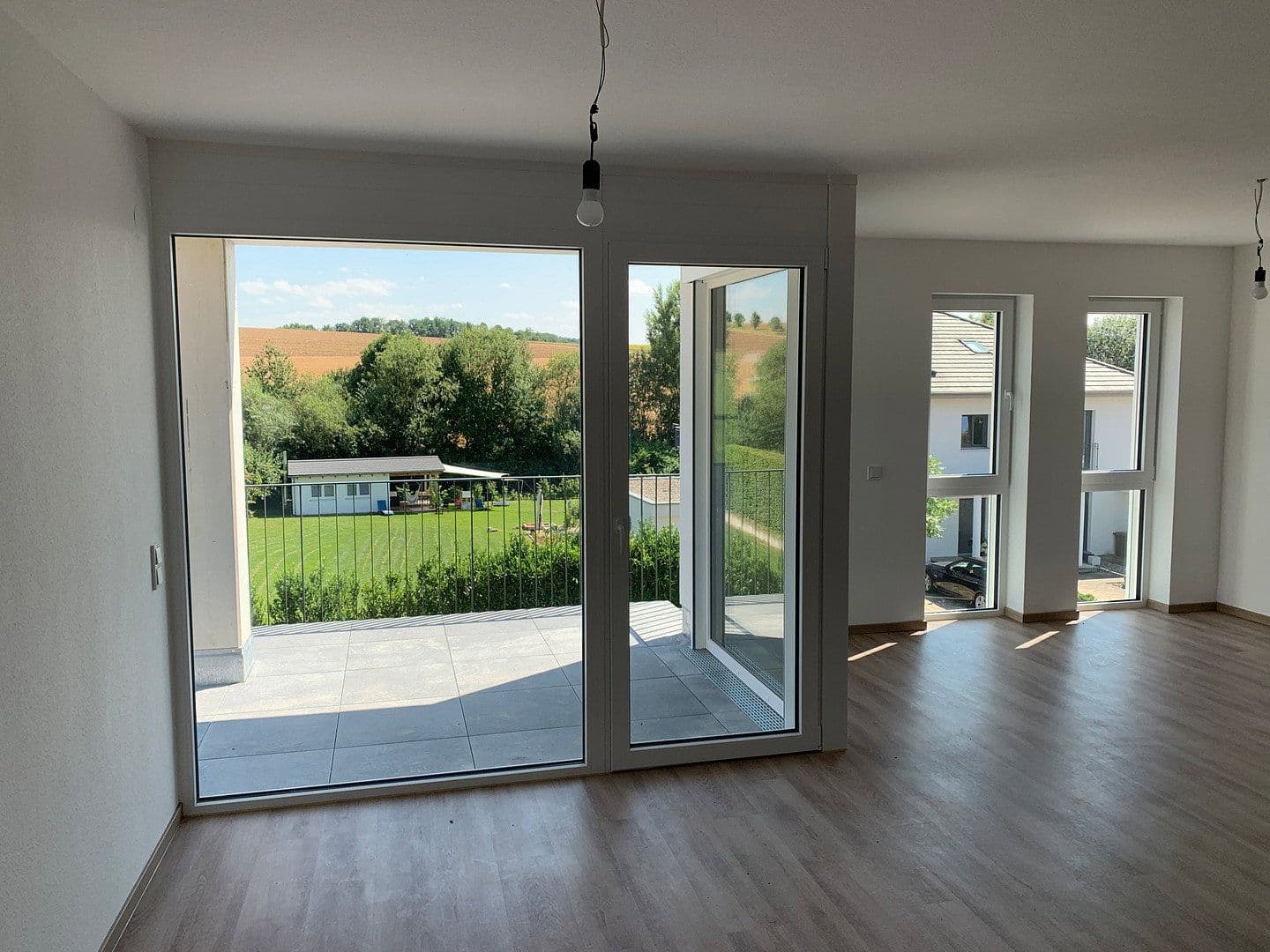 Pronájem bytu 3+1 95 m², Am Weidengraben 22, Waldbüttelbrunn, Bavorsko Pronájem bytu 3+1 95 m², Am Weidengraben 22, Waldbüttelbrunn, Bavorsko