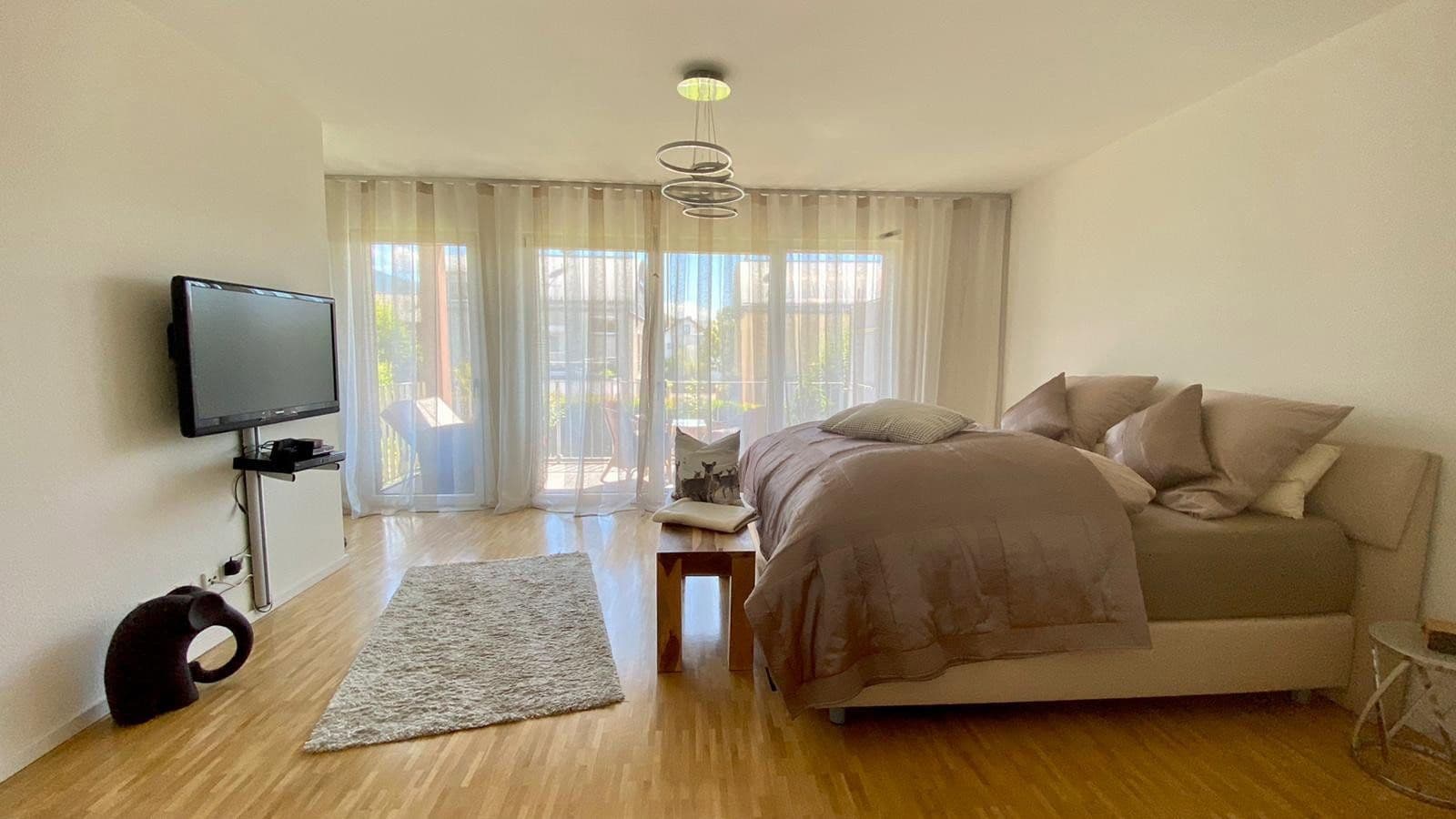 Pronájem bytu 5+1 185 m², Bühl, Bádensko-Württembersko Pronájem bytu 5+1 185 m², Bühl, Bádensko-Württembersko