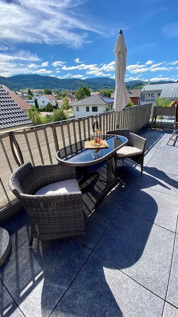 Pronájem bytu 5+1 185 m², Bühl, Bádensko-Württembersko Pronájem bytu 5+1 185 m², Bühl, Bádensko-Württembersko