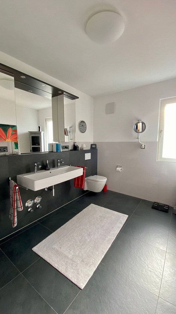 Pronájem bytu 5+1 185 m², Bühl, Bádensko-Württembersko Pronájem bytu 5+1 185 m², Bühl, Bádensko-Württembersko