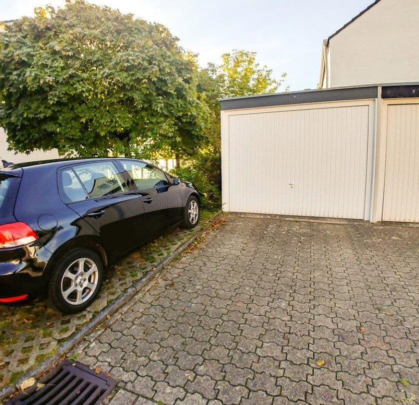 Pronájem domu 140 m², pozemek 238 m², Bergisch Gladbach, Severní Porýní-Vestfálsko Pronájem domu 140 m², pozemek 238 m², Bergisch Gladbach, Severní Porýní-Vestfálsko