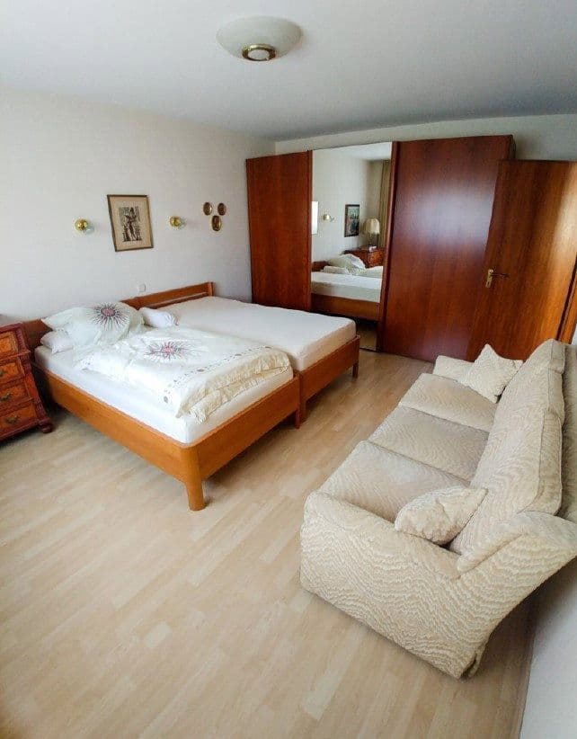 Pronájem domu 140 m², pozemek 238 m², Bergisch Gladbach, Severní Porýní-Vestfálsko Pronájem domu 140 m², pozemek 238 m², Bergisch Gladbach, Severní Porýní-Vestfálsko