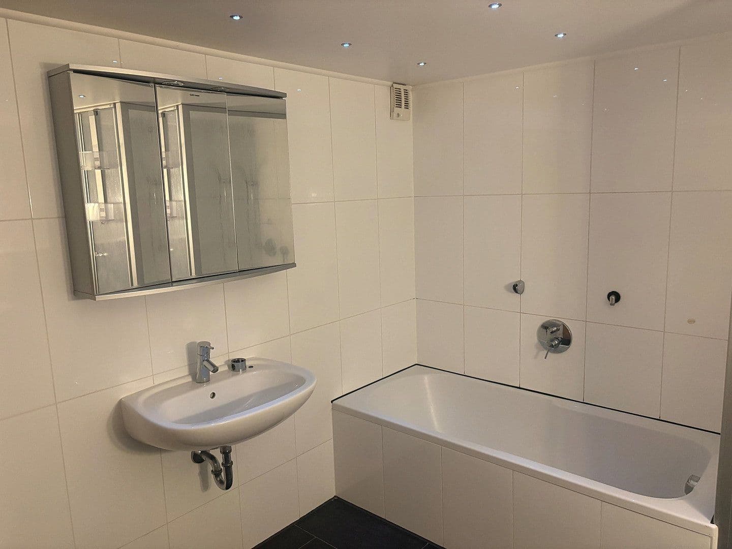 Pronájem bytu 3+1 75 m², Möhrendorf, Bavorsko Pronájem bytu 3+1 75 m², Möhrendorf, Bavorsko
