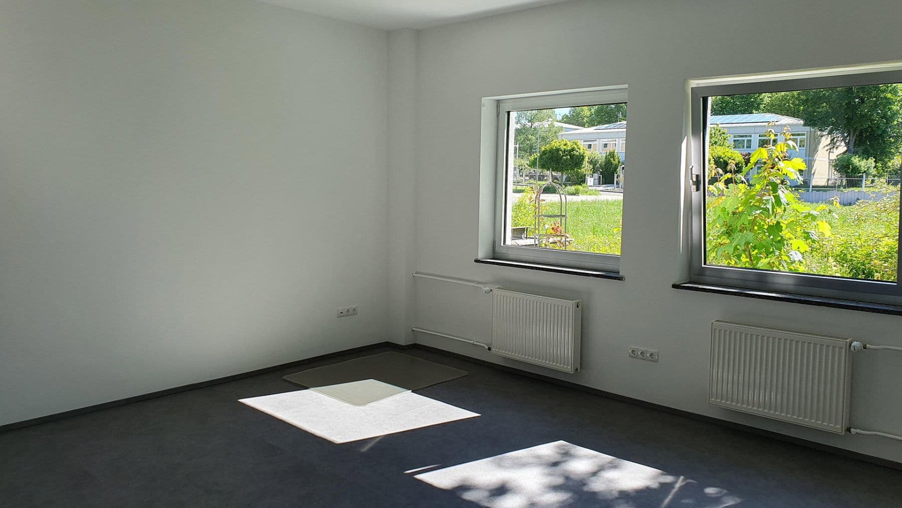 Pronájem kanceláře 2.000 m², Nagold, Bádensko-Württembersko Pronájem kanceláře 2.000 m², Nagold, Bádensko-Württembersko